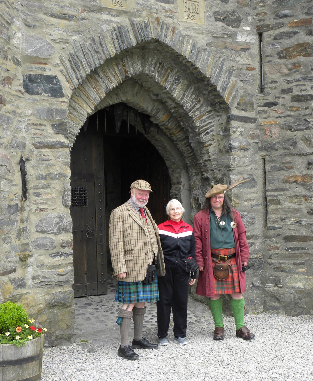 3    one rose with kilts