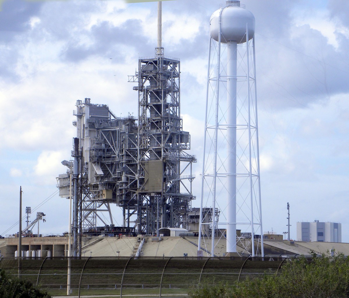 4   launch pad small file