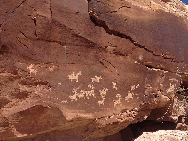 4-PetroglyphsWebReady
